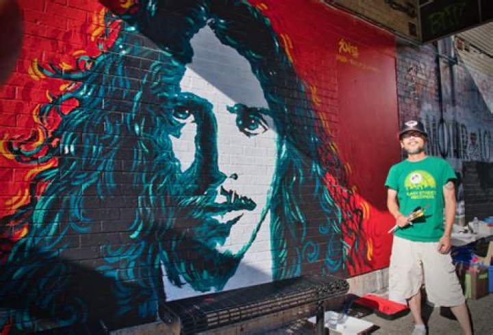 Artist paints incredible Chris Cornell tribute mural on Auckland Rockshop's wall