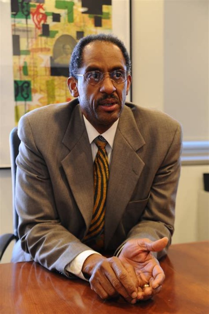 Columbia researcher on public policy about nonresident fathers