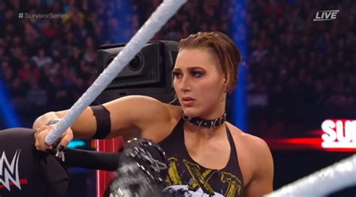 Demi Bennett Bio, Age, Parents, Siblings, Husband, Children, Height, Net Worth