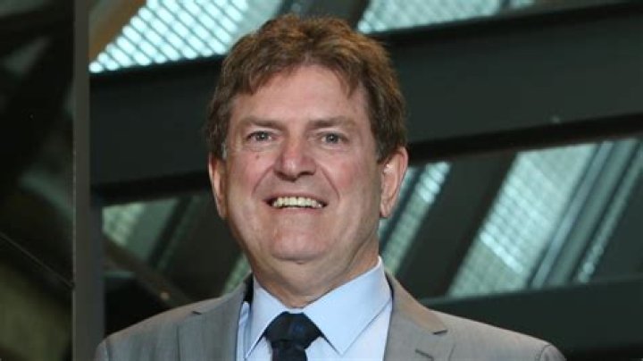 Tras ver su popularidad caer, Netanyahu se aferra al poder y busca mejorar posición durante guerra