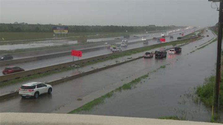 Heavy rain closes highway, prompts flash-flood warning | News, Sports, Jobs