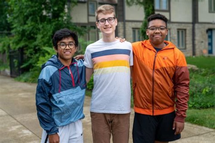 Lea el nuevo lema de los Hombres Jóvenes