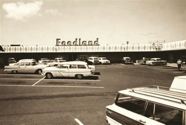 Local supermarket mainstay Foodland marks 75th anniversary | News, Sports, Jobs