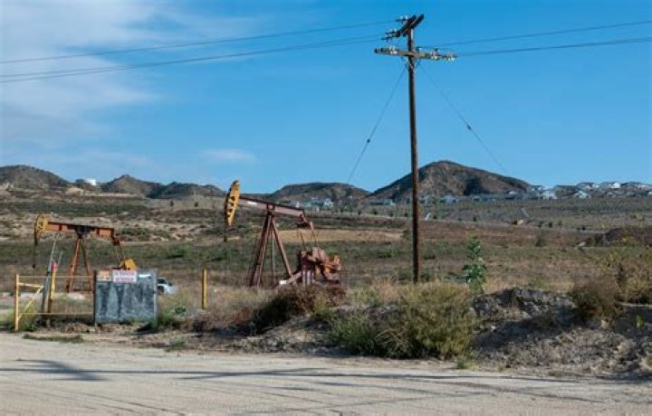 New Mexico considers setback requirements for oil wells near schools and day care centers