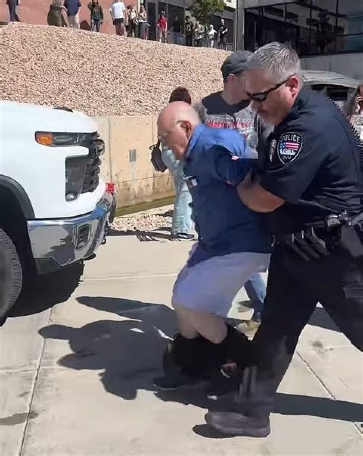 Police appeal for shooter suspect sightings